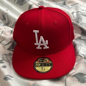 New LA Dodgers red fitted cap size 7 1/8